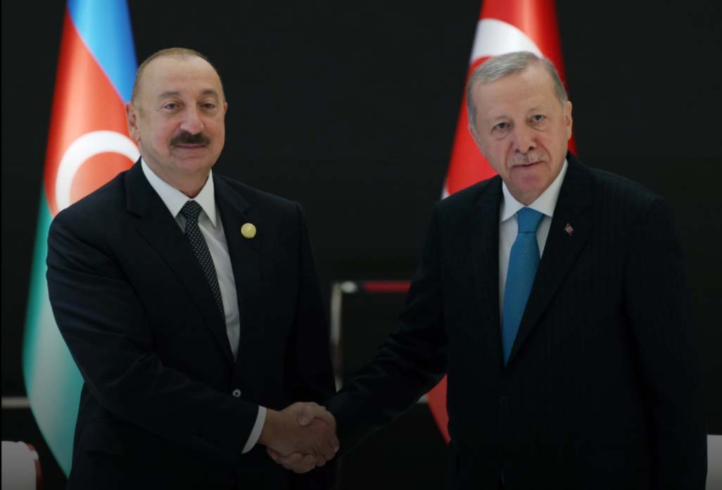Cumhurbaşkanı Recep Tayyip Erdoğan, Azerbaycan Cumhurbaşkanı İlham Aliyev ile bir