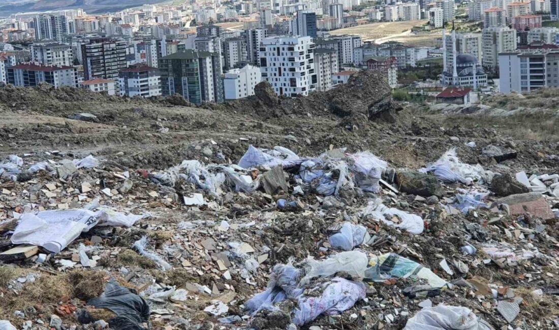 Çevre, Şehircilik ve İklim Değişikliği Bakanlığı tarafından atıkları kaldırmayan Ankara’nın