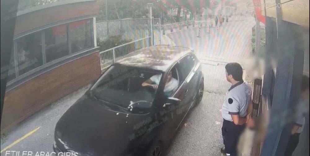 Boğaziçi Üniversitesi'nde, 15 yaşındaki Hilal Özdemir'i silahla vurduktan sonra intihar