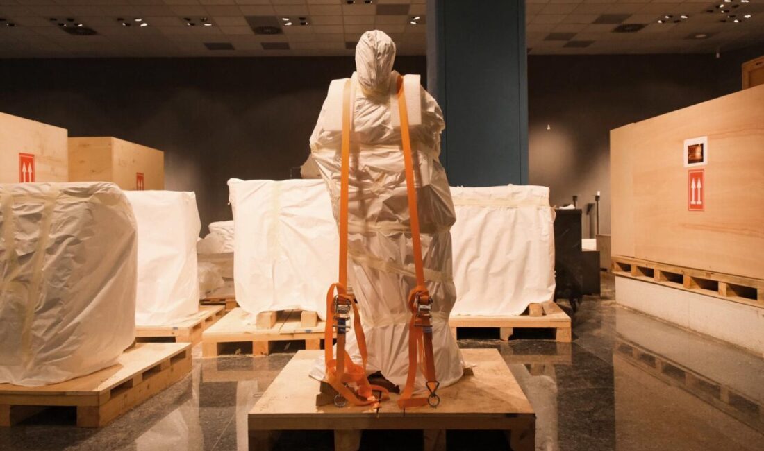 Kültür ve Turizm Bakanı Mehmet Nuri Ersoy, Antalya Arkeoloji Müzesi'ndeki