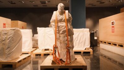 Kültür ve Turizm Bakanı Mehmet Nuri Ersoy, Antalya Arkeoloji Müzesi'ndeki