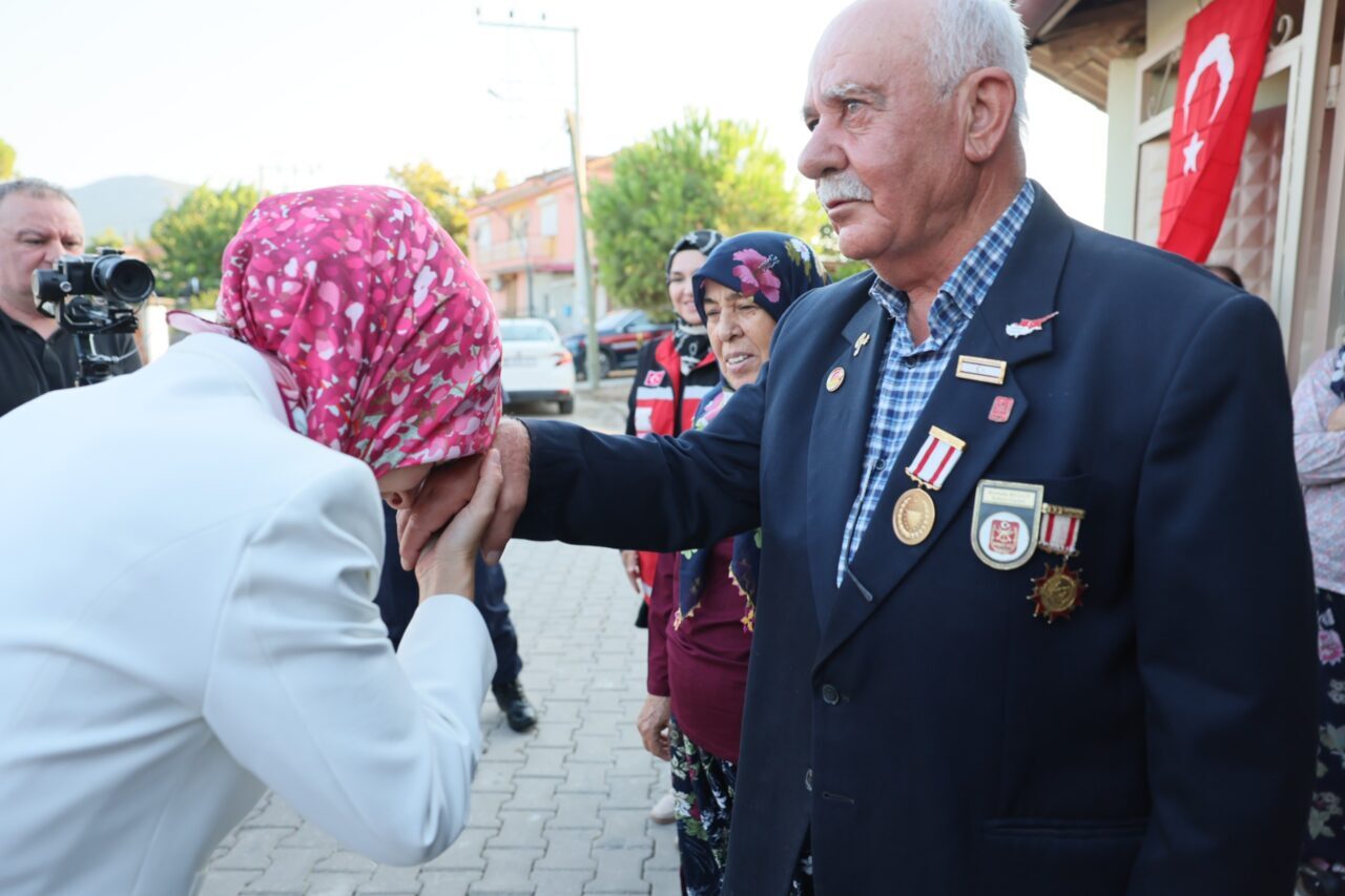 Aile ve Sosyal Hizmetler Bakanı Mahinur Özdemir Göktaş, "Aile Yılı"