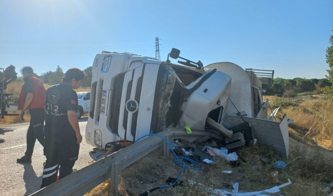  Balıkesir’in Karesi ilçesinde devrilen tırın sürücüsü yaşamını yitirdi.