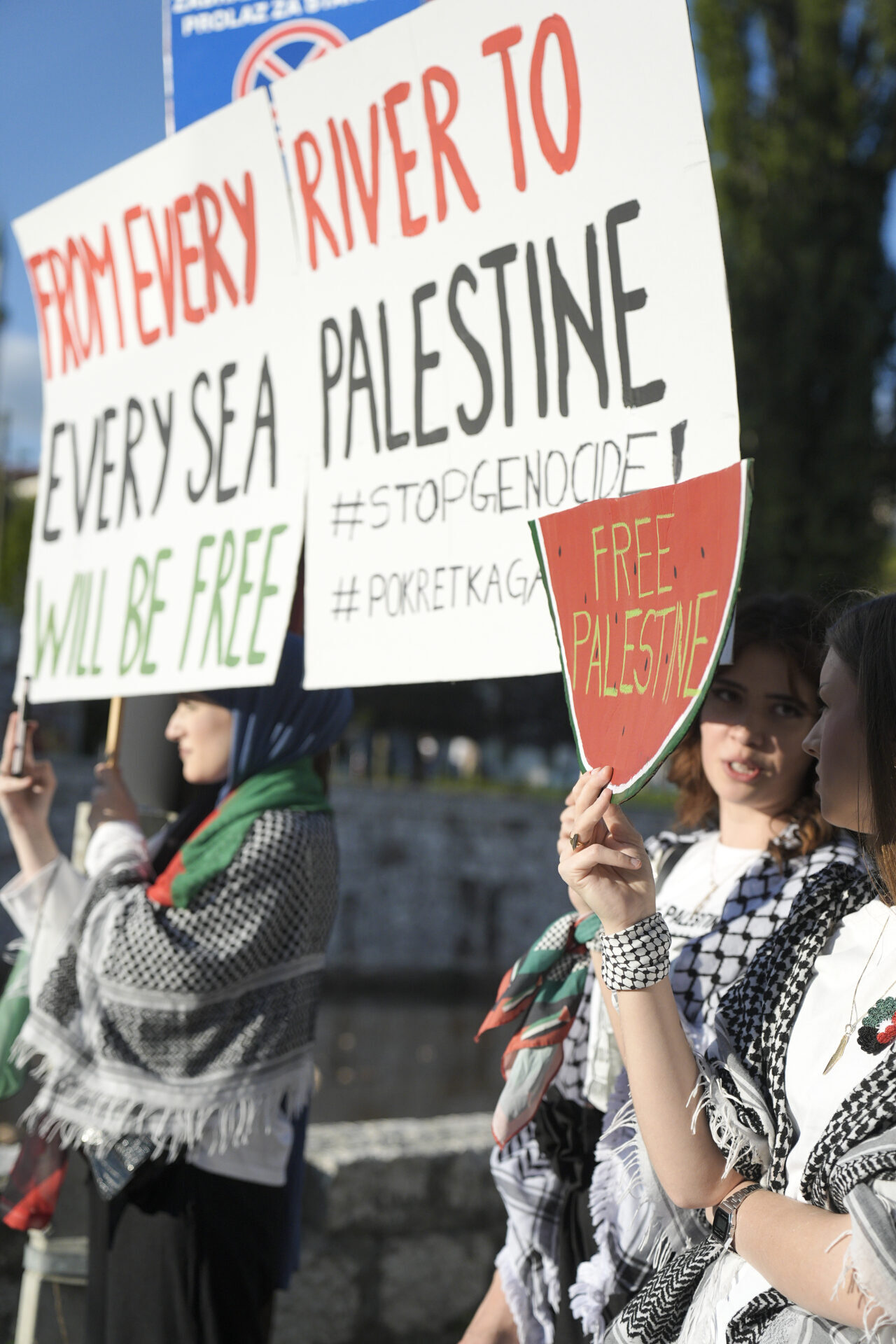 Bosna Hersek'in başkenti Saraybosna'daki Miljacka Nehri'ne, Filistin ile dayanışma ve