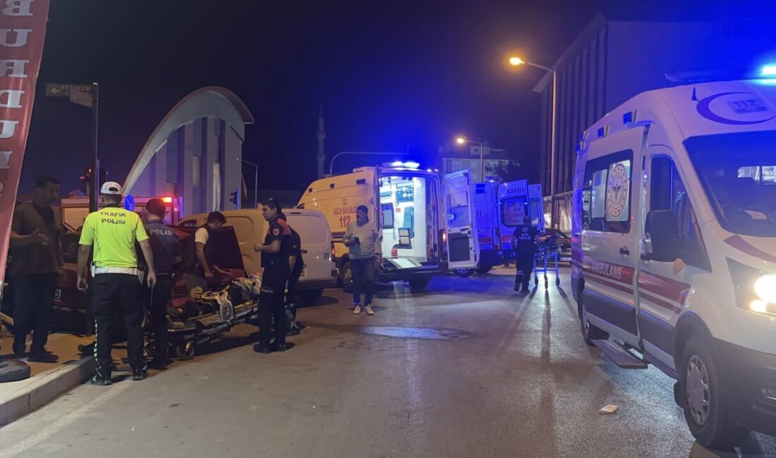  Burdur'da 2 otomobil ve hafif ticari aracın karıştığı kazada 1