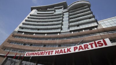 CHP Şanlıurfa Milletvekili Mahmut Tanal, Karadağ'da Türklere yönelik saldırılara tepki