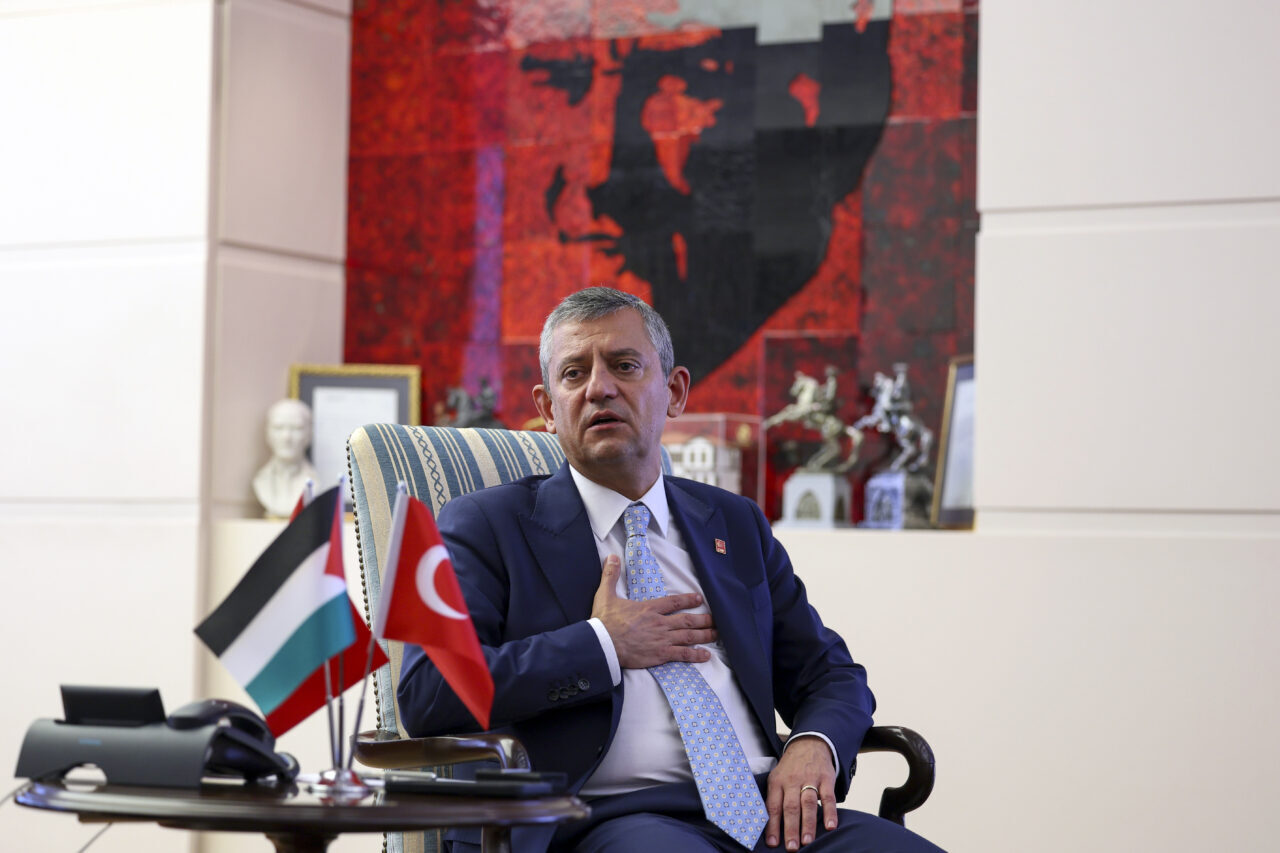  CHP Genel Başkanı Özgür Özel, görev süresi yakında dolacak Filistin'in