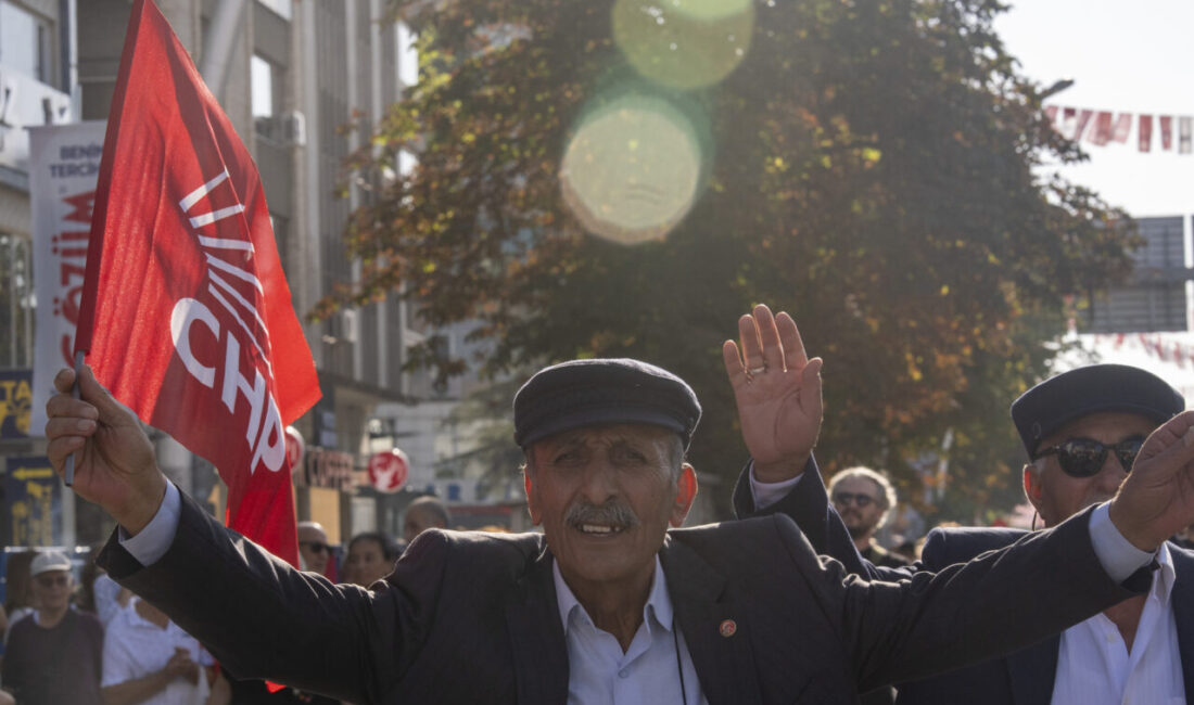CHP Genel Başkanı Özgür Özel, İstanbul 45. Asliye Hukuk Mahkemesince