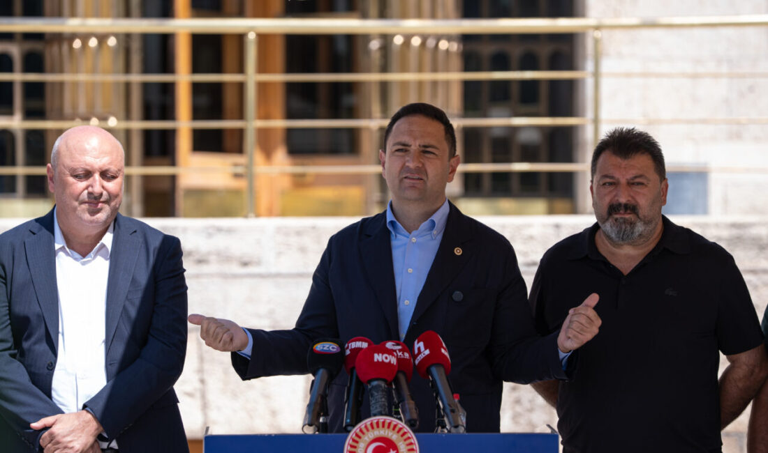 CHP Ankara Milletvekili Umut Akdoğan, servis esnafının devlet tarafından desteklenmesini