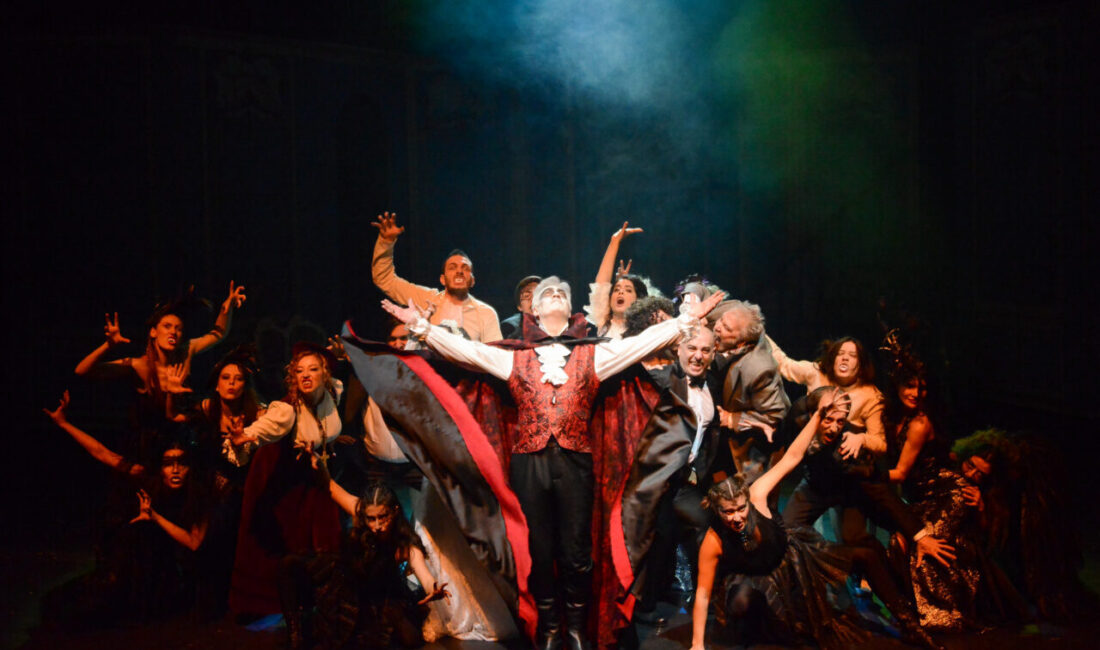 Devlet Tiyatroları (DT), "Girne Fest 25" kapsamında üç farklı yapımıyla