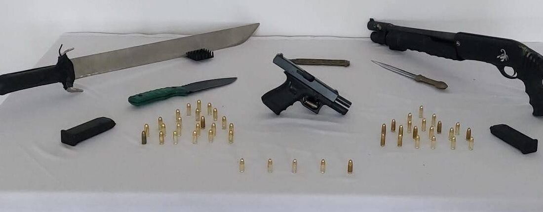 Erzurum'da jandarma ekiplerince bir kişinin ev ve işyerinde ruhsatsız tabanca,