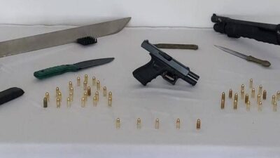 Erzurum'da jandarma ekiplerince bir kişinin ev ve işyerinde ruhsatsız tabanca,