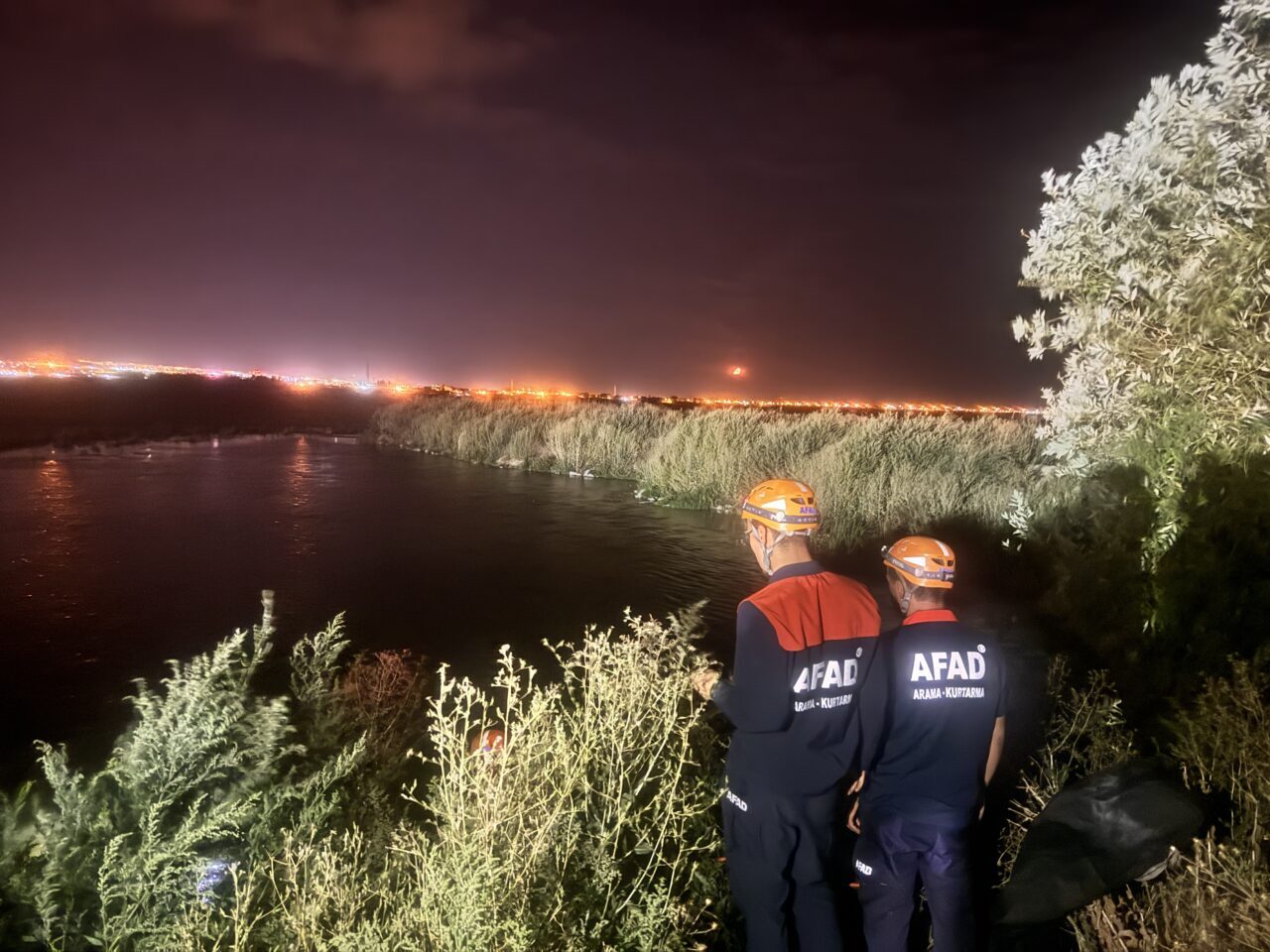 Erzurum'da sazlık alanda otomotiv servisinin sahibi cansız halde bulundu.