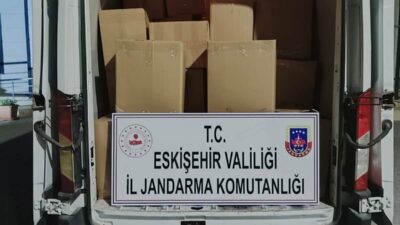 Eskişehir'in Odunpazarı ilçesinde bir minibüste ve depoda 1 ton 125