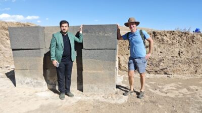 Farklı ülkelerden Bitlis'e gelen 33 kişilik grup, Adilcevaz ilçesindeki Kef