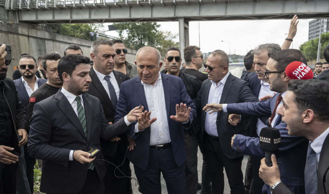 İstanbul 45. Asliye Hukuk Mahkemesince CHP İstanbul İl Yönetimine görevlendirilen