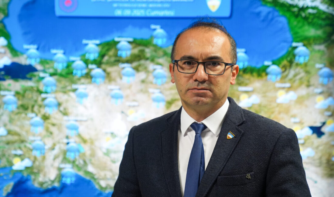 Hafta sonu itibarıyla sıcaklıkların kademeli olarak düşeceği belirtildi.