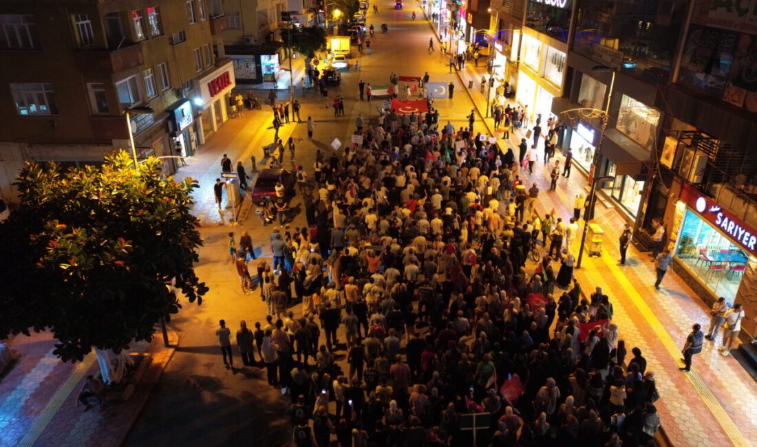 Hatay'ın Dörtyol ilçesinde Filistin'e destek yürüyüşü düzenlendi.