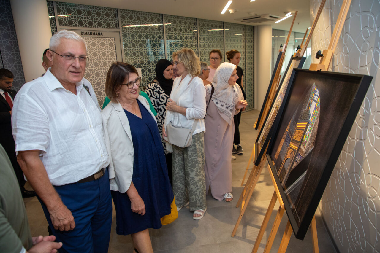 Hırvatistan'ın Sisak kentindeki Recep Tayyip Erdoğan İslam Kültür Merkezi'nde, fotoğraf