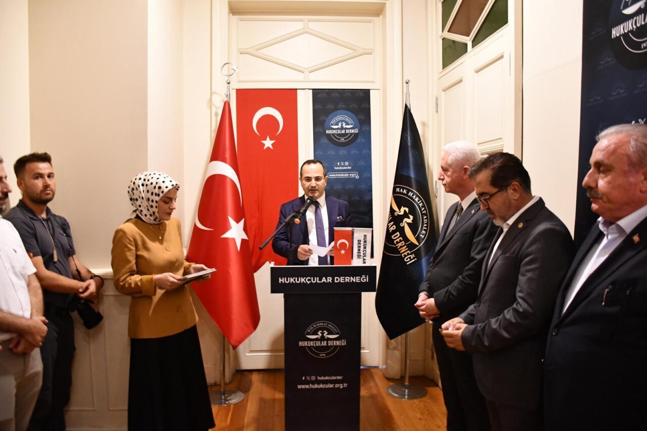 Hukukçular Derneği, "2025-2026 Adli Yılı" kapsamında açılış programı düzenledi.