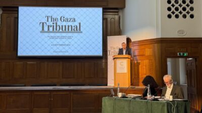  İngiltere'nin başkenti Londra'da düzenlenen temsili "Gazze Mahkemesi (The Gaza Tribunal)"nde,