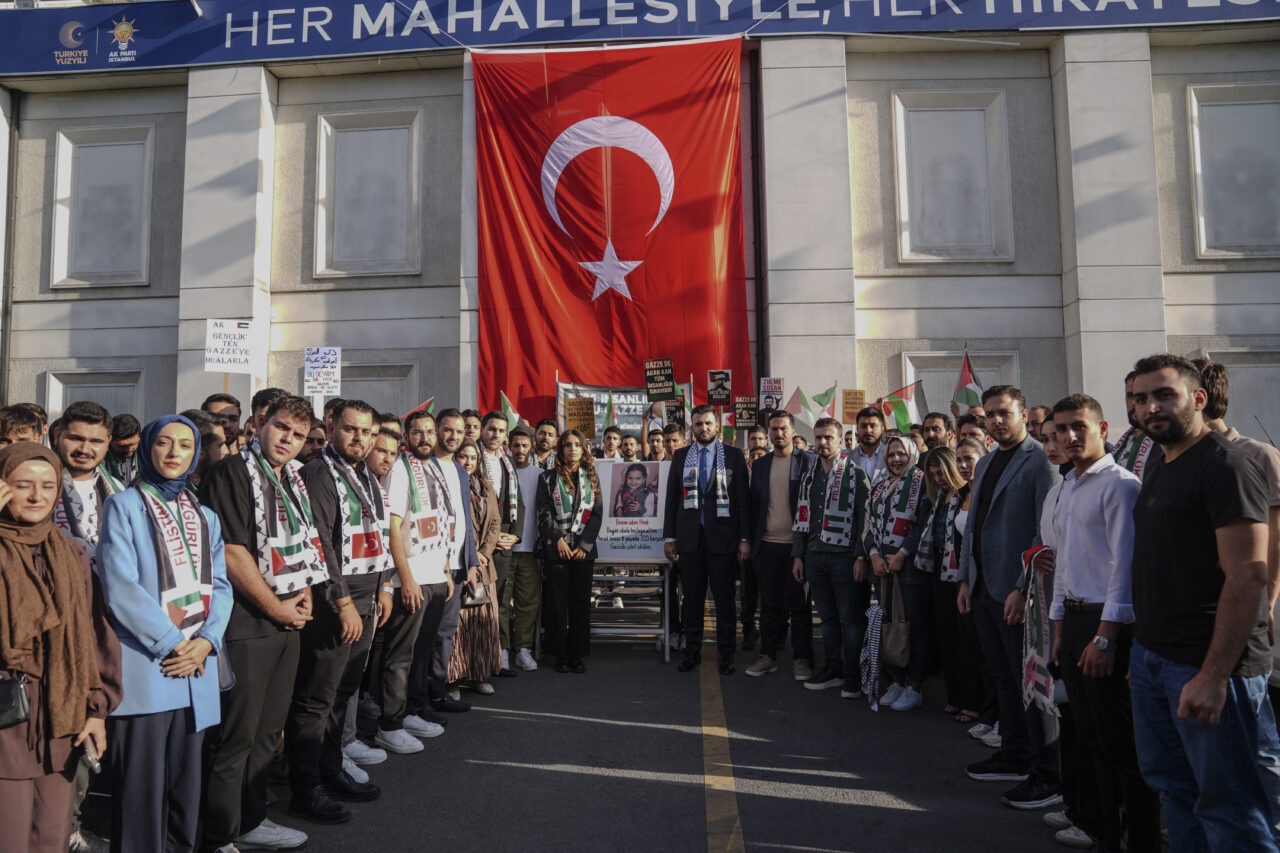 AK Parti İstanbul İl Gençlik Kolları Başkanlığı, Gazze'de İsrail'in saldırıları