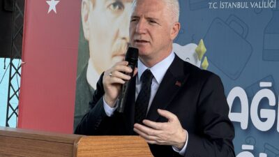 İstanbul Valisi Davut Gül, bağımlılığın çeşitli şekillerde ortaya çıktığını belirterek,