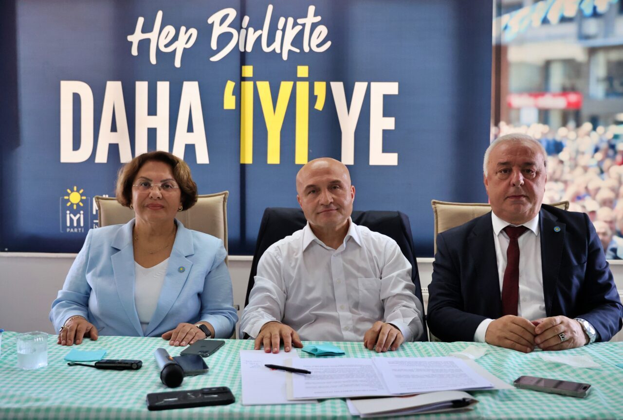 İYİ Parti Genel Başkan Yardımcısı Erhan Usta ve İYİ Parti