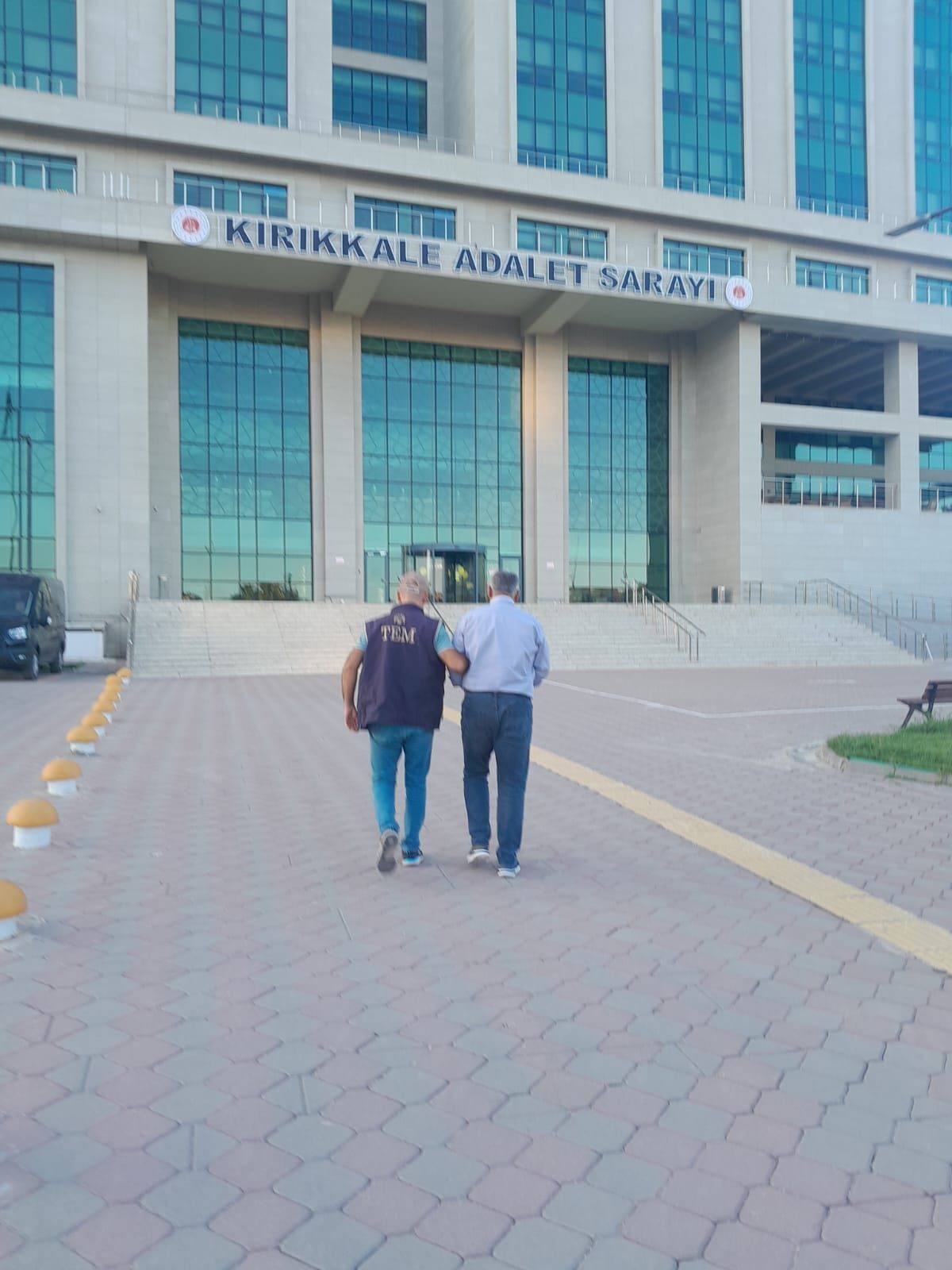 Kırıkkale'de, Fetullahçı Terör Örgütü (FETÖ) üyesi olduğu gerekçesiyle hakkında 6