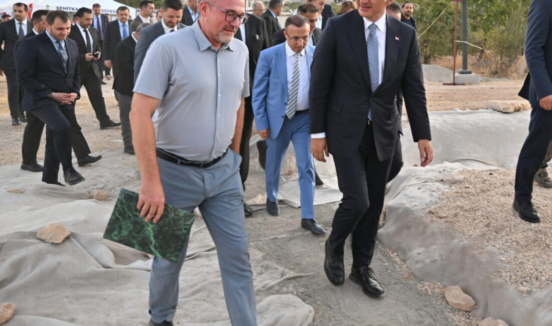 Kültür ve Turizm Bakanı Mehmet Nuri Ersoy, insanlık tarihinin en