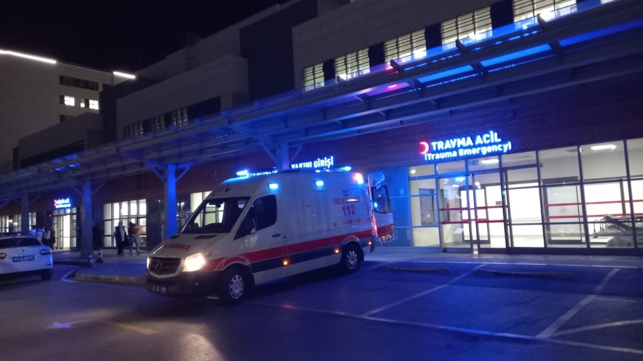 Kütahya'da düğün salonunda ikram edilen yemeği yedikten sonra rahatsızlanan 21