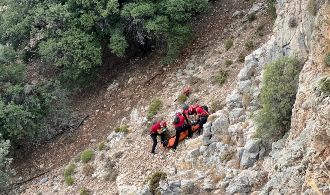 Muğla'nın Seydikemer ilçesindeki tarihi Likya Yolu'nda Avustralyalı turist ölü bulundu.