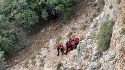 Muğla'nın Seydikemer ilçesindeki tarihi Likya Yolu'nda Avustralyalı turist ölü bulundu.