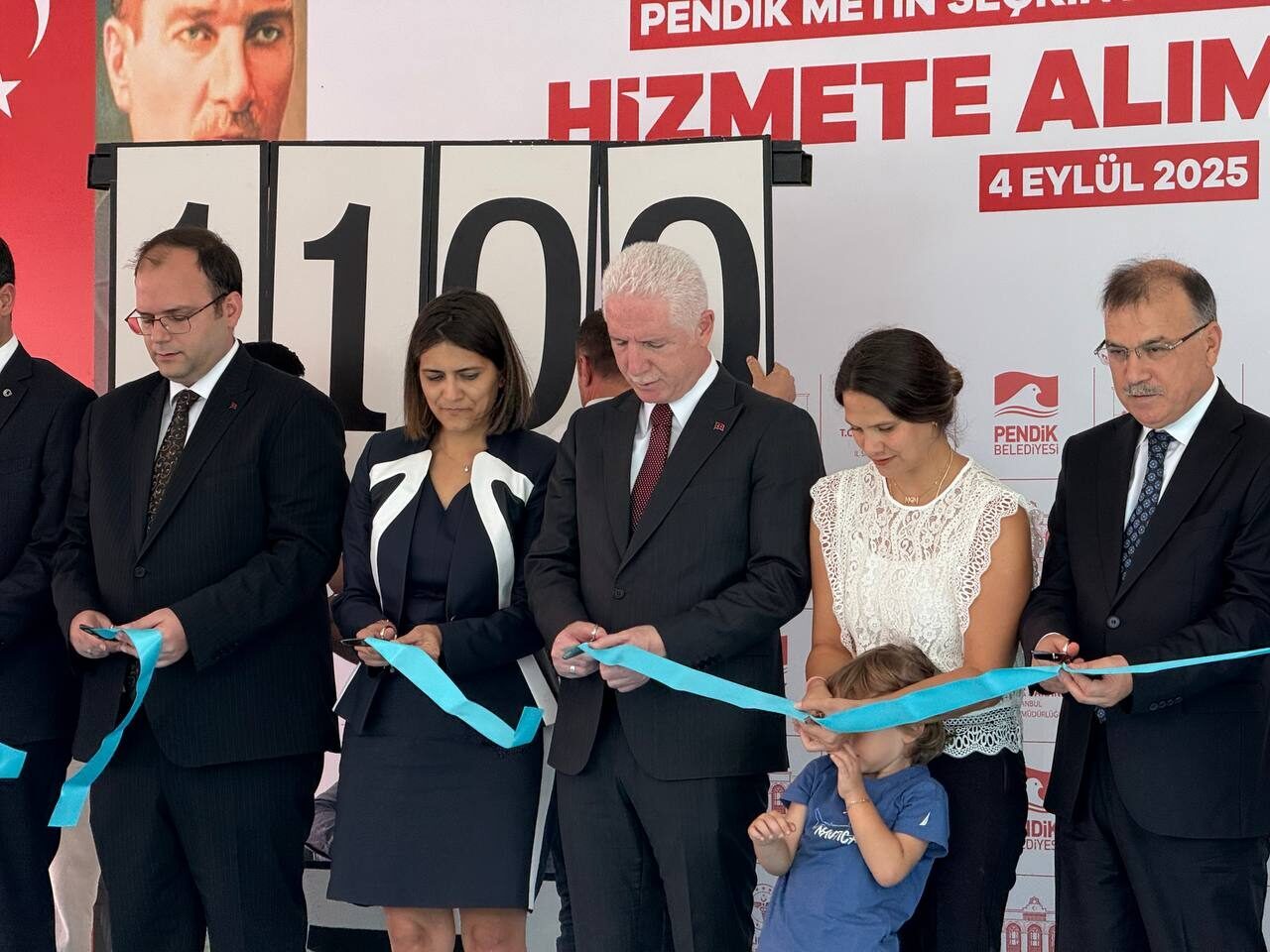 İstanbul Pendik'te yapımı tamamlanan Metin Seçkin Aile Sağlığı Merkezi, düzenlenen