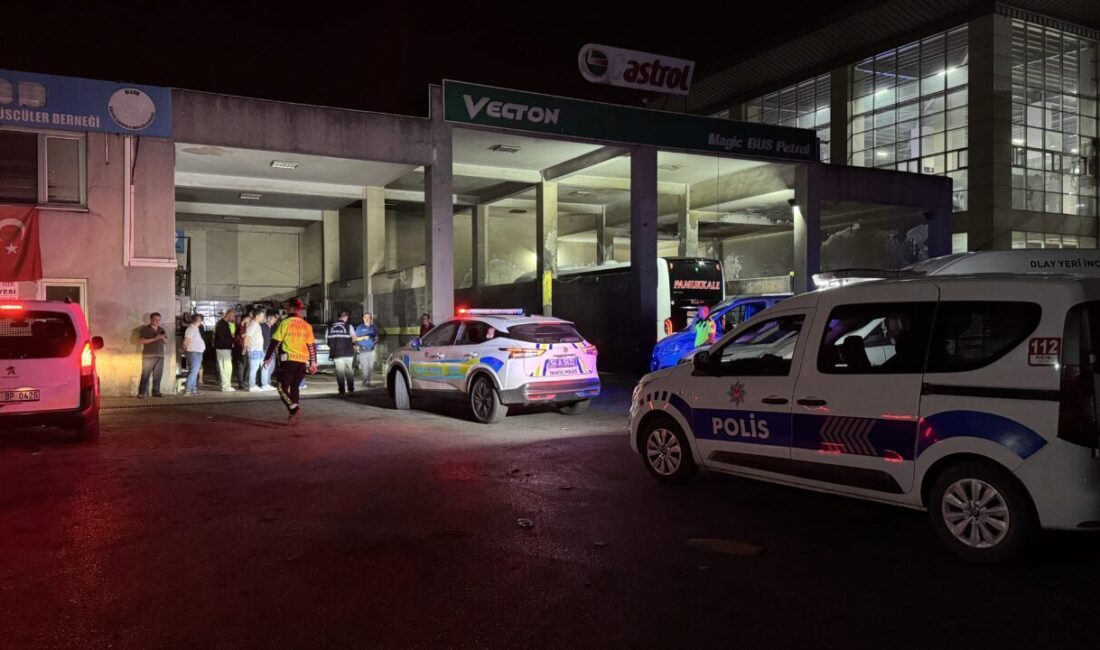 Sakarya'nın Arifiye ilçesinde otomobilin çarptığı bisikletin sürücüsü hayatını kaybetti.