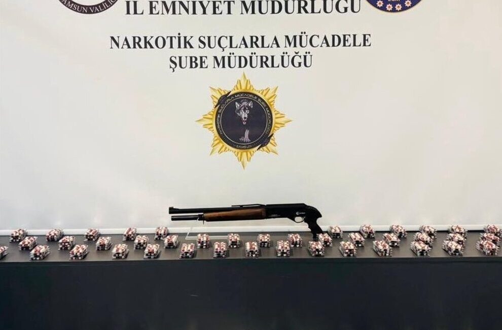  Samsun'da düzenlenen operasyonlarda yasaklı madde ele geçirildi, 8 zanlı gözaltına