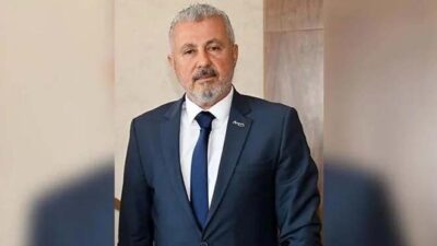 Antalya'da "rüşvet", "zimmet" ve "ihaleye fesat karıştırma" suçlarından gözaltına alınan