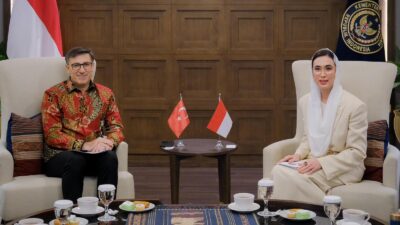 280 milyonluk nüfusu ile dünyanın en kalabalık dördüncü ülkesi olan