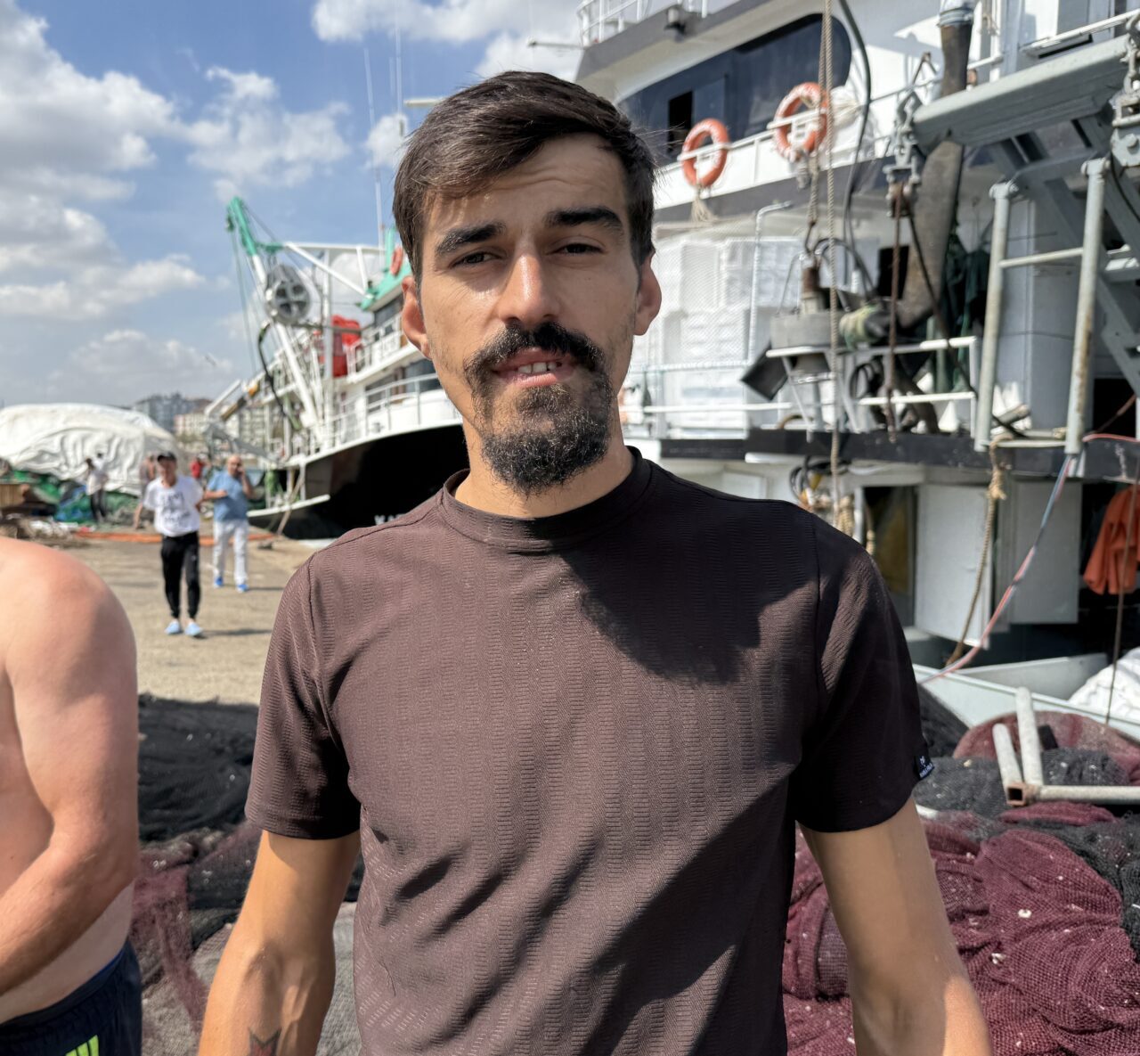  Tekirdağlı balıkçılar, Marmara Denizi'nde etkili olan poyraz nedeniyle ava çıkamadı.