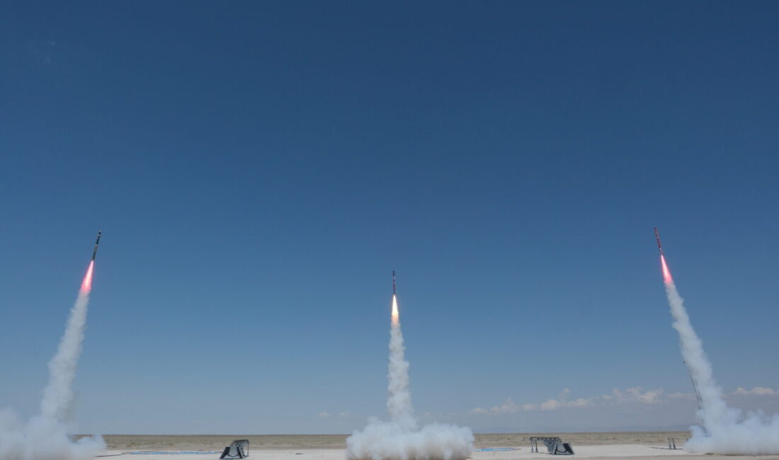 Roketsan yürütücülüğündeki TEKNOFEST RoketYarışması'nın son gününde üç ayrı roket aynı