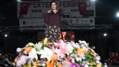 Tunceli’nin Pertek ilçesinde "Kaleden Podyuma, Bir Pertek Rüyası Defilesi" gerçekleştirildi.