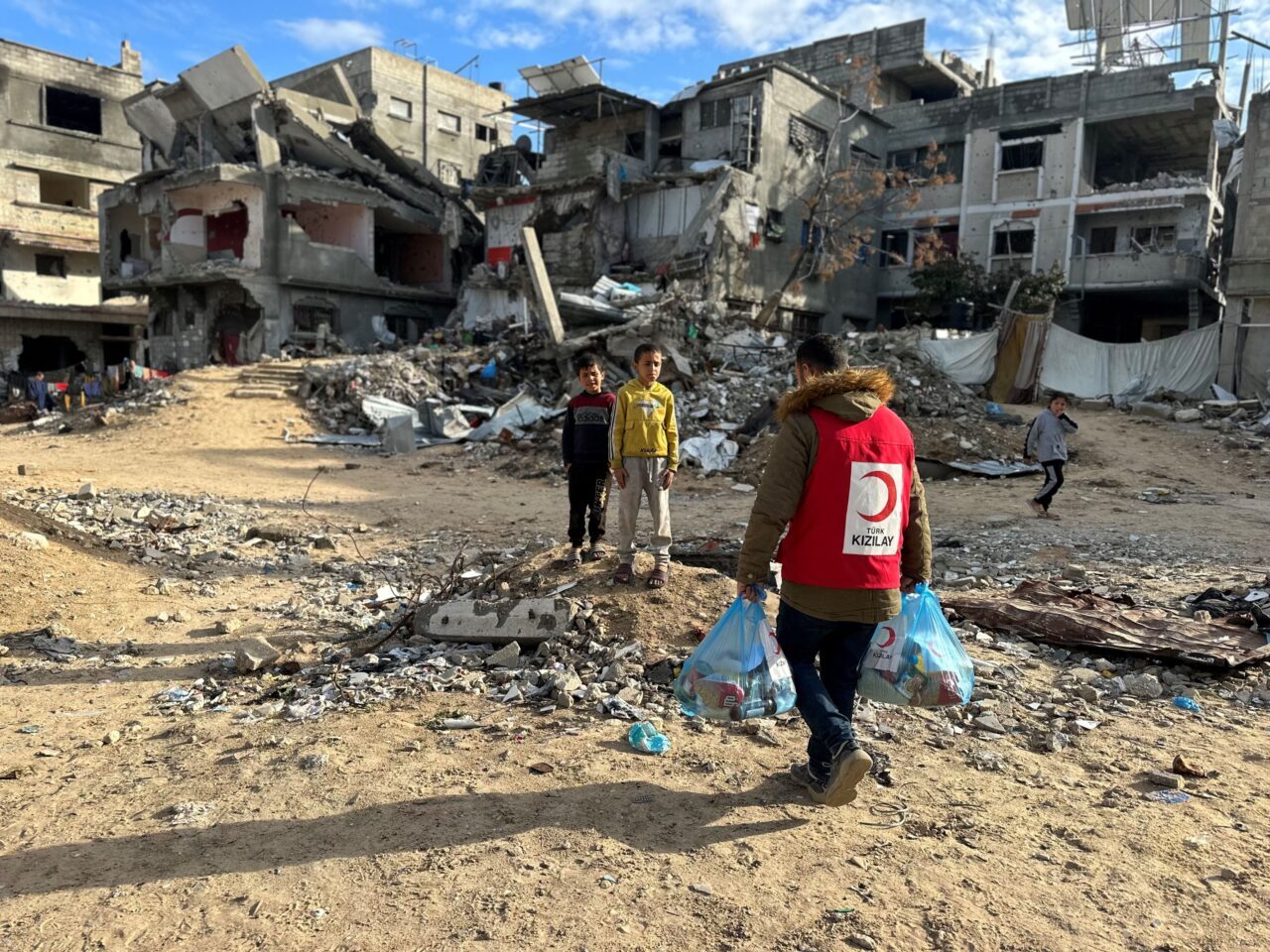  Türk Kızılay, Filistin Kızılayına ait Al Emel ve Al Mawasi