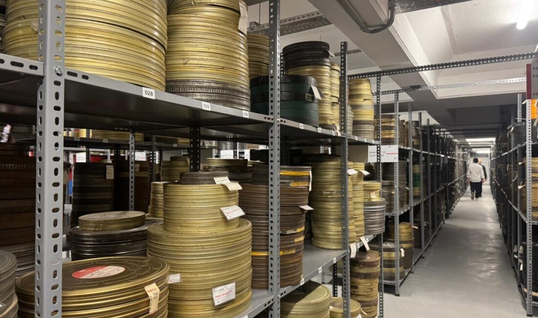  Prof. Sami Şekeroğlu Sinema-TV Uygulama ve Araştırma Merkezi bünyesindeki Türk