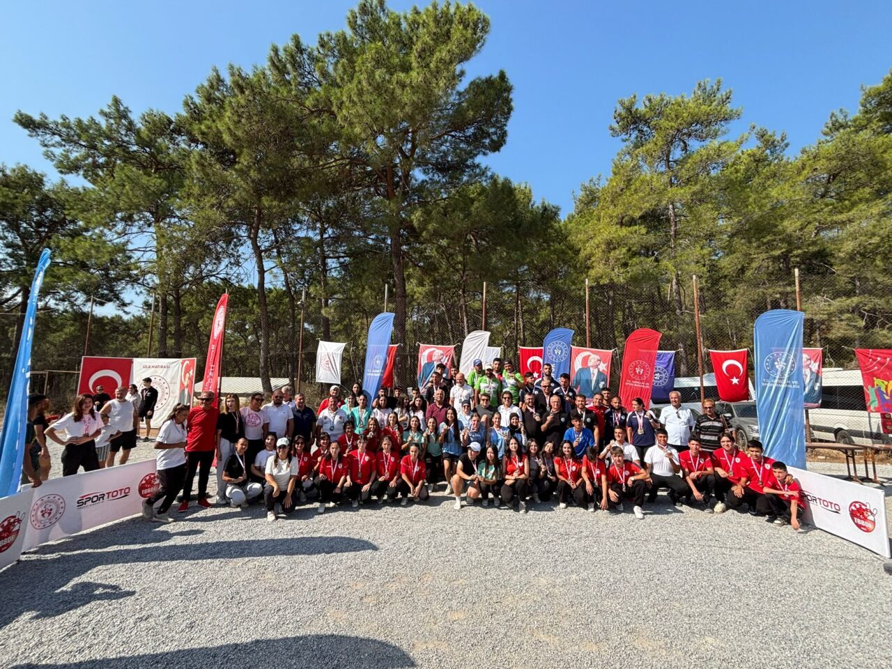 Muğla'nın Ula ilçesinde düzenlenen Türkiye Petank Şampiyonası sona erdi.