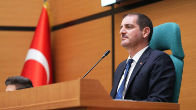 Üsküdar Belediye Meclisi'nde, tadilat gerekçesiyle kapatılan çocuk köyündeki at çiftliğinin