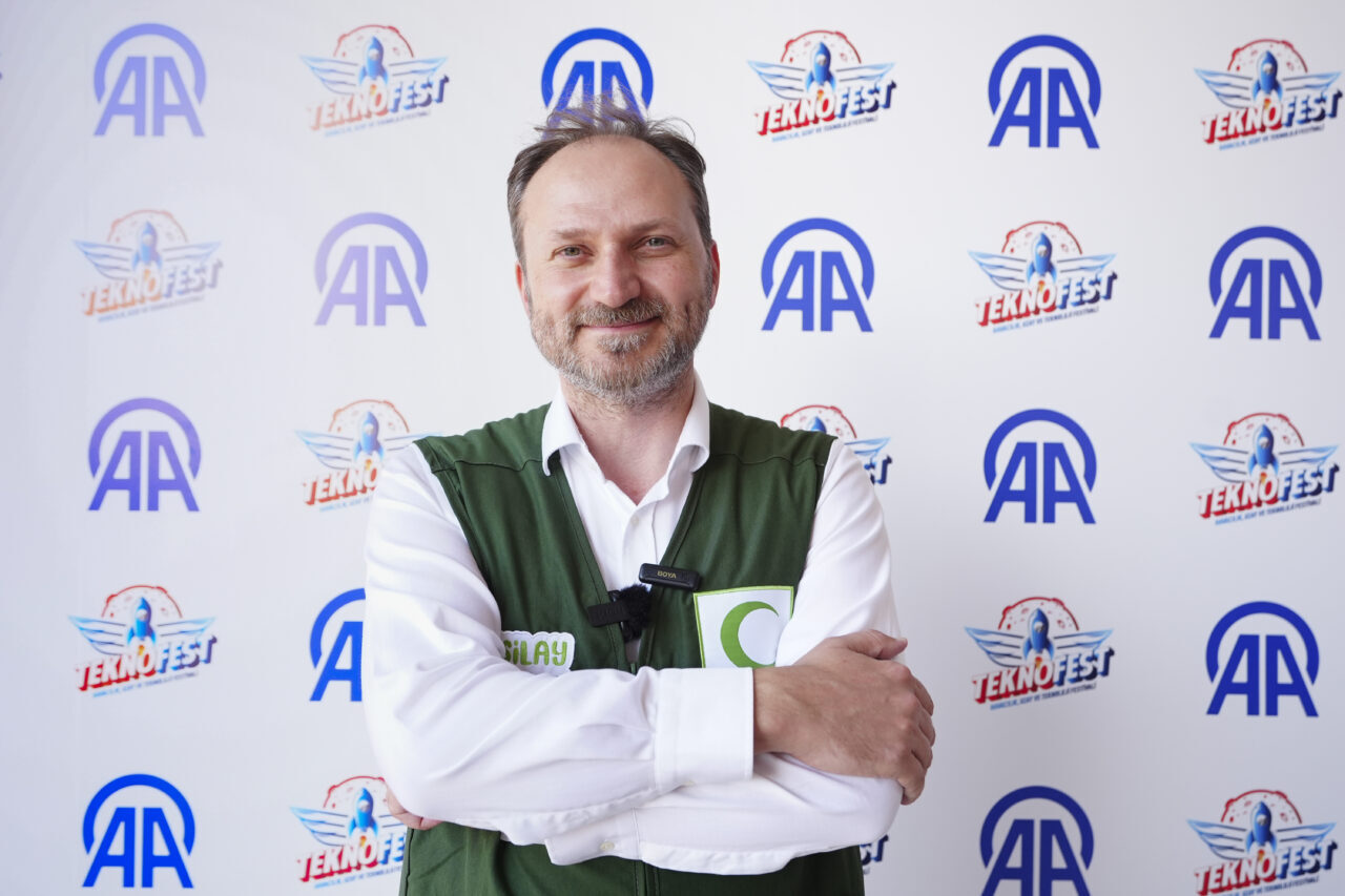 Yeşilay Genel Başkanı Mehmet Dinç, "Yeşilay olarak TEKNOFEST'te olmalıyız çünkü