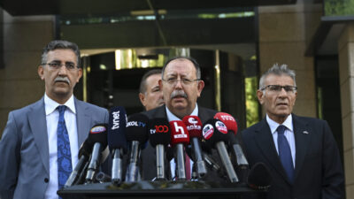 YSK Başkanı Ahmet Yener, CHP'nin İstanbul'da 5 ilçedeki kongrelerinin durdurulması