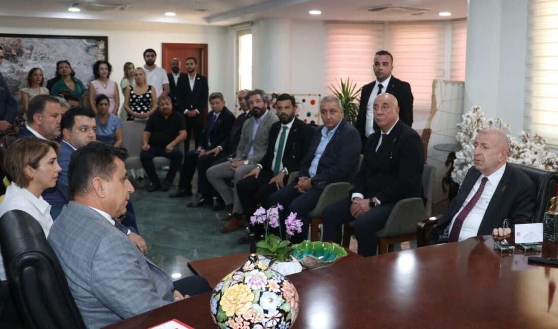 Zafer Partisi Genel Başkanı Ümit Özdağ, Adana'da çeşitli ziyaretler gerçekleştirdi.