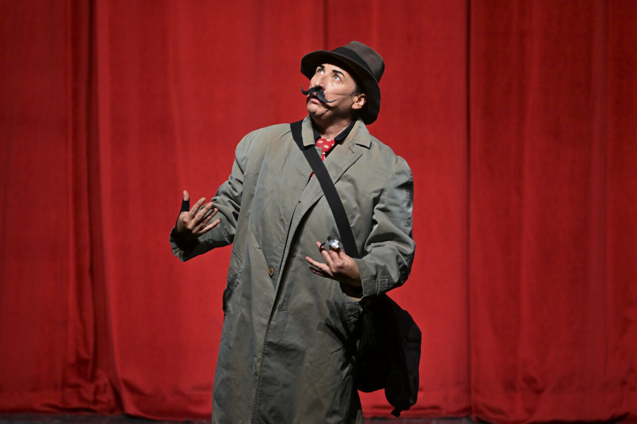 Uluslararası Ankara Kukla Festivali, ödüllü Bulgar kukla sanatçısı Desislava Mincheva'nın