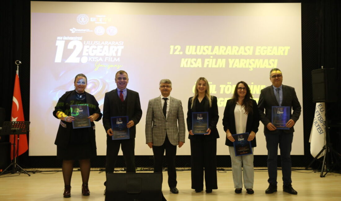 Ege Üniversitesi (EÜ) tarafından bu yıl 12'ncisi düzenlenen EgeArt Uluslararası